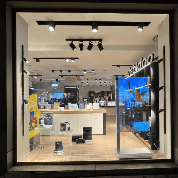 55inch Transparent OLED Display Digital Signage