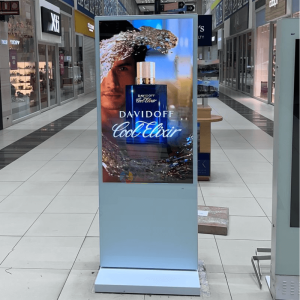 55inch Indoor Digital Signage Display Totem
