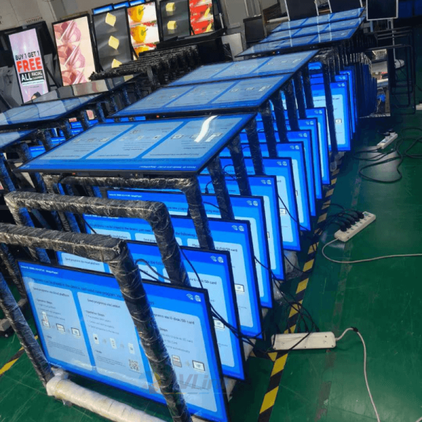 43 Inch Ultra Thin 4K CMS Android Menu Board Digital Signage